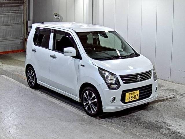 8235 SUZUKI WAGON R MH34S 2013 г. (LAA Shikoku)